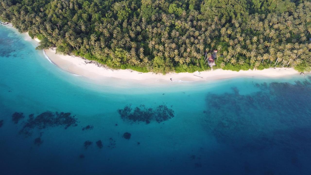 Pinang Island - Private Island Sea View Bungalows Singkil  Exterior photo