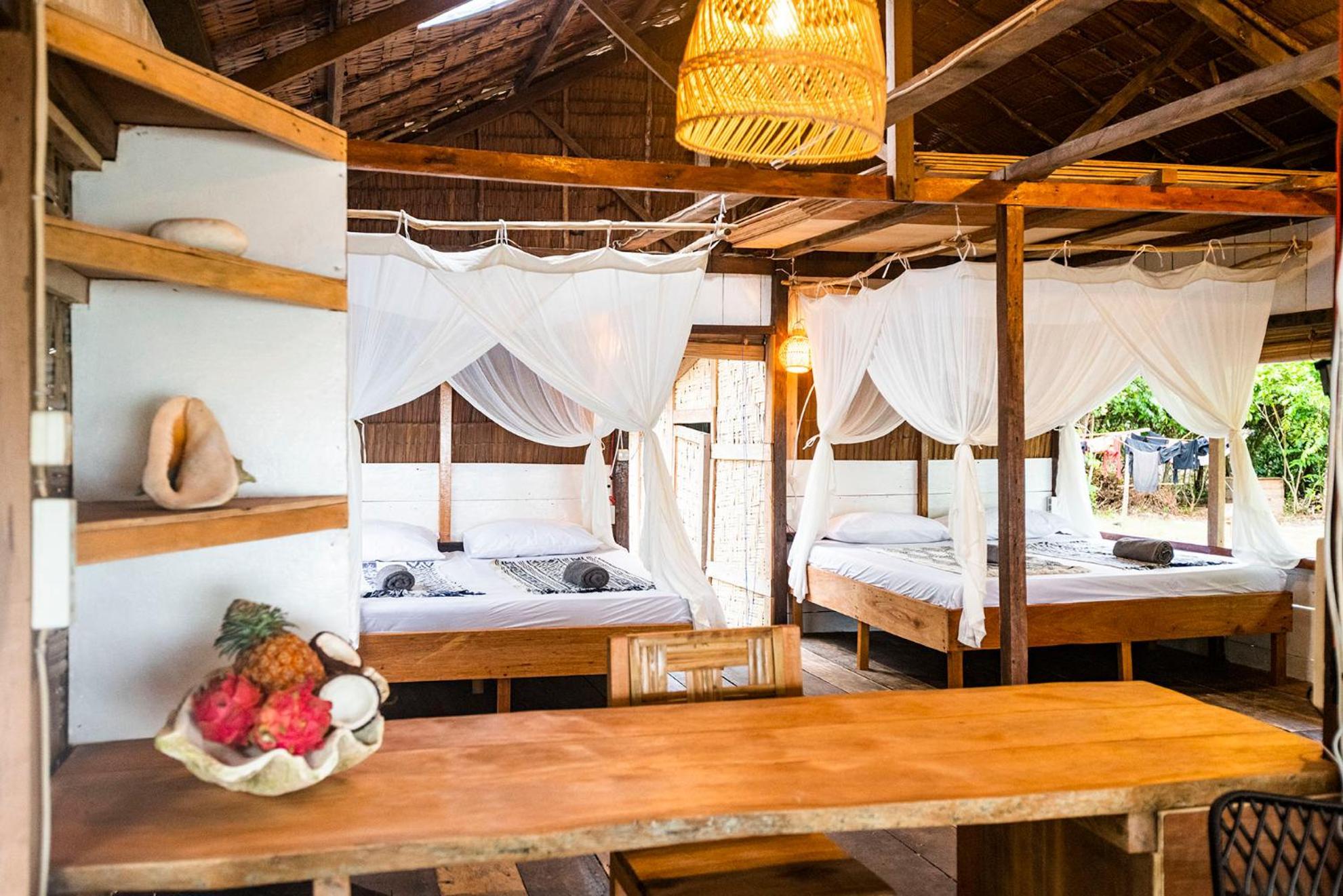 Pinang Island - Private Island Sea View Bungalows Singkil  Room photo
